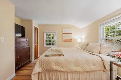 283 Florence Ave, Arlington, MA 02476 - Photo 12