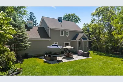 26 Hutchins St, Shrewsbury, MA 01545 - Photo 38