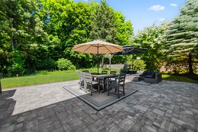 26 Hutchins St, Shrewsbury, MA 01545 - Photo 36