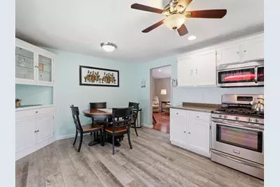 48 Oak Knoll Rd, Lowell, MA 01852 - Photo 8