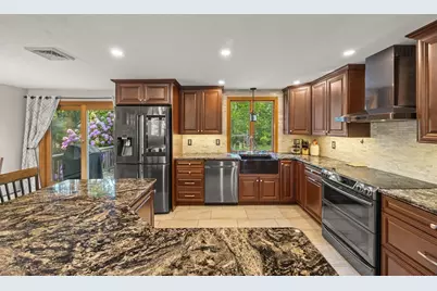 26 Brookings Dr, Kingston, MA 02364 - Photo 8