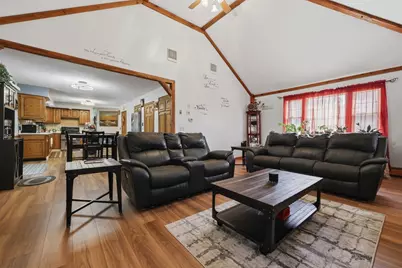 176 Will Thompson Way, Fitchburg, MA 01420 - Photo 4