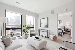 45 W 3rd St, Boston, MA 02127 - Photo 10