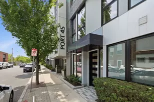 45 W 3rd St, Boston, MA 02127 - Photo 20