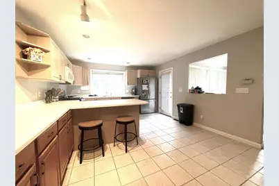 421 Captain Eames Cir #421, Ashland, MA 01721 - Photo 6
