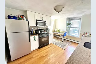 242 Princeton St #3, Boston, MA 02128 - Photo 4