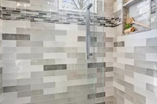 24 Glen St, Somerville, MA 02145 - Photo 32