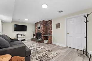 24 Glen St, Somerville, MA 02145 - Photo 16