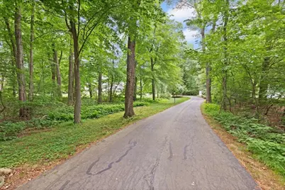 5 Winchester Rd, Medway, MA 02053 - Photo 2