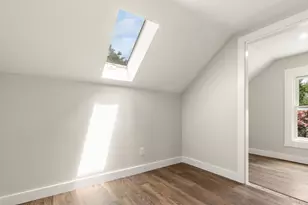 86 Lakeview Ave, Taunton, MA 02780 - Photo 20