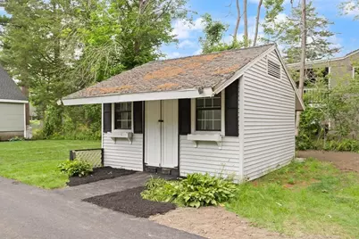 86 Lakeview Ave, Taunton, MA 02780 - Photo 36