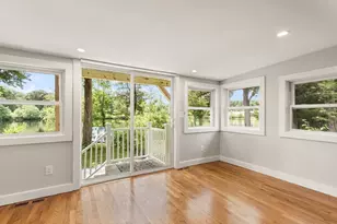 86 Lakeview Ave, Taunton, MA 02780 - Photo 14