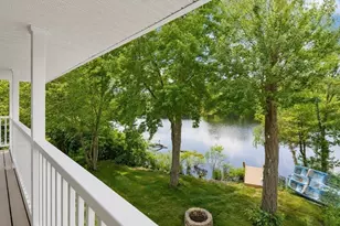 86 Lakeview Ave, Taunton, MA 02780 - Photo 6