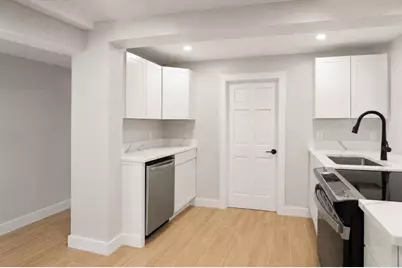 86 Lakeview Ave, Taunton, MA 02780 - Photo 12