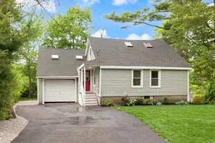 86 Lakeview Ave, Taunton, MA 02780 - Photo 6