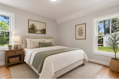 86 Lakeview Ave, Taunton, MA 02780 - Photo 10