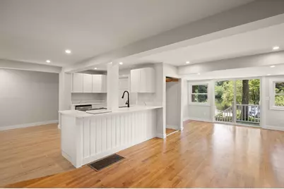 86 Lakeview Ave, Taunton, MA 02780 - Photo 16