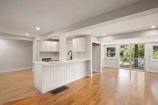 86 Lakeview Ave, Taunton, MA 02780 - Photo 16