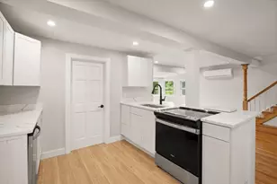 86 Lakeview Ave, Taunton, MA 02780 - Photo 12