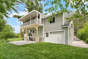 86 Lakeview Ave, Taunton, MA 02780 - Photo 1