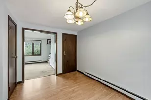 340 Dale St, Chicopee, MA 01013 - Photo 12
