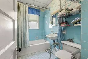 25 Howell St, Boston, MA 02125 - Photo 20
