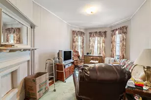 25 Howell St, Boston, MA 02125 - Photo 14