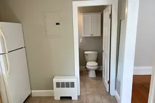 66 Walnut St, Somerville, MA 02143 - Photo 12