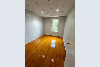 487 Fourth Street #2R, Fall River, MA 02721 - Photo 8