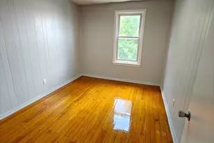 487 4th St, Fall River, MA 02721 - Photo 8