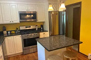 568 Lantern Ln, New Bedford, MA 02740 - Photo 4