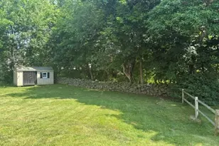 568 Lantern Ln, New Bedford, MA 02740 - Photo 2