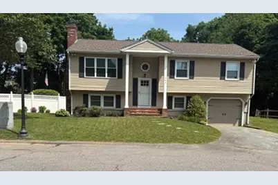 568 Lantern Ln, New Bedford, MA 02740 - Photo 1