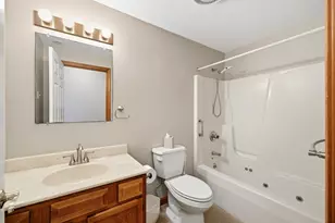 15 Tiffany Ln, Northampton, MA 01062 - Photo 28