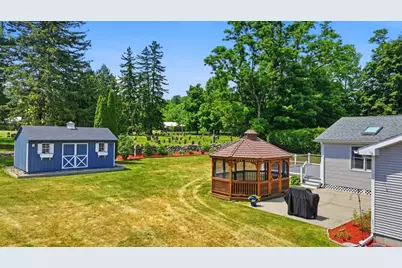 15 Tiffany Lane, Northampton, MA 01062 - Photo 6