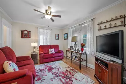 61 Sunnyside St, Boston, MA 02136 - Photo 4
