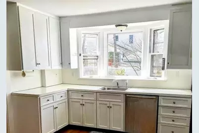 142 Jackson St, Newton, MA 02459 - Photo 2