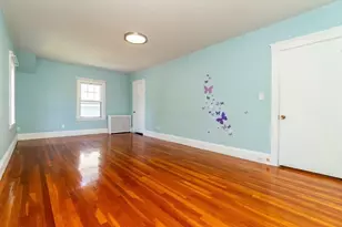 142 Jackson St, Newton, MA 02459 - Photo 14