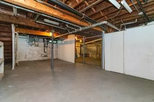 142 Jackson St, Newton, MA 02459 - Photo 34