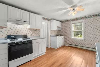 40 Fairfield St, Maynard, MA 01754 - Photo 18