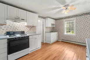 40 Fairfield St, Maynard, MA 01754 - Photo 18