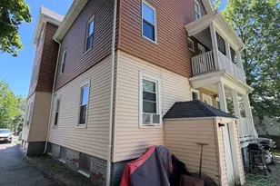 2 Hope St, Attleboro, MA 02703 - Photo 4