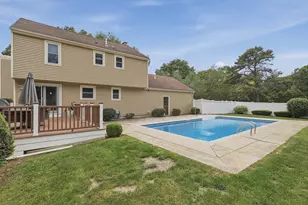 35 Blueberry Hill, Webster, MA 01570 - Photo 2