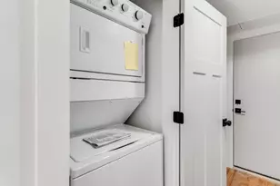 97 Condor, Boston, MA 02128 - Photo 10
