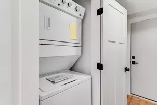 97 Condor, Boston, MA 02128 - Photo 10