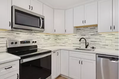 4 Hazelwood Ave #11, Dracut, MA 01826 - Photo 10