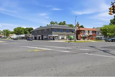 752 Sumner Ave, Springfield, MA 01108 - Photo 4