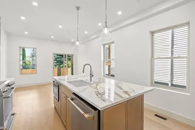 17 Princeton St #1, Boston, MA 02128 - Photo 4