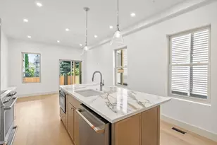 17 Princeton St, Boston, MA 02128 - Photo 4