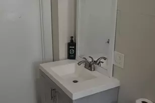 237 Highland Ave, Somerville, MA 02143 - Photo 10